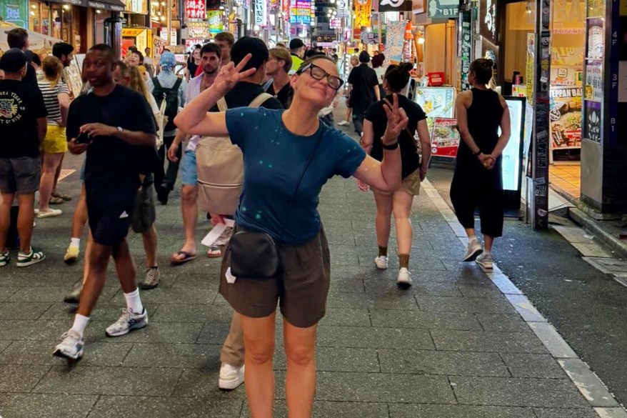 Jennifer Garner takes her 'dream' trip to Japan and more star snaps