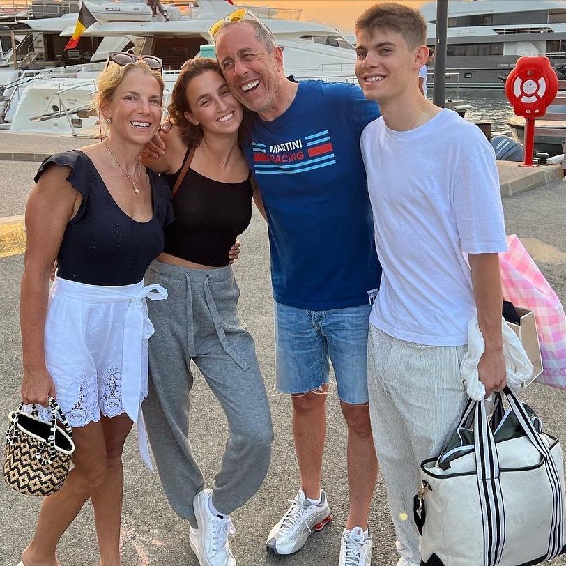 Jessica Seinfeld, Jerry Seinfeld and kids in Instagram photo